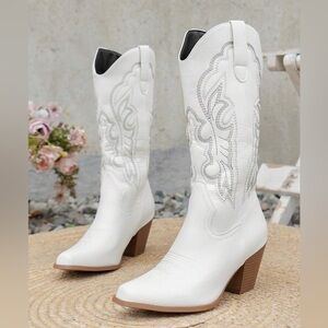 SHEIN White Heeled Boots